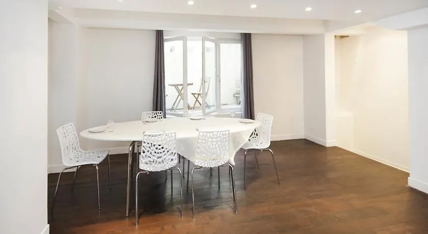 Beautiful Javel Apartment Paris